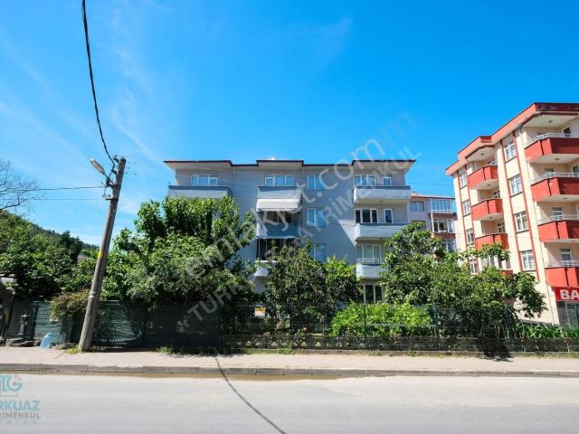 Gölbucağı Mahallesinda Aile Apartmanında Kiralık 3+1 Daire