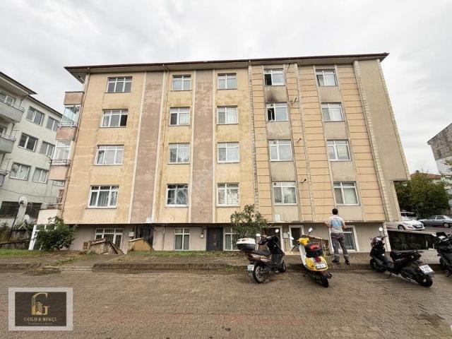 Gölbucağı Mh. Köksal Toptan Karşısı Kiralık 3+1
