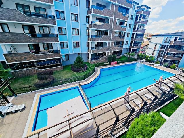 Gölcük Donanma Mh. Olkar Safir Sitesi 4+1 Satılık Lüks Ara Kat