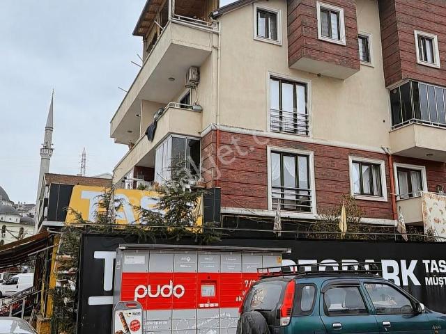 Gölcük Piyalepaşada Satılık 3+1 Daire Merkezi Konumda