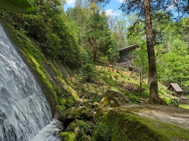 Gold Mine Rd, Highlands, Home For Sale