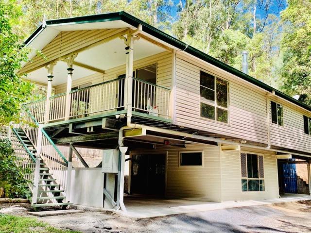 Gold Coast Hinterland House + Seperate Office on acreage