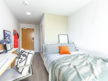 Gold En Suite at Dunaskin Mill, 5. 1 bed private hall to rent £1,040 pcm £240 pw