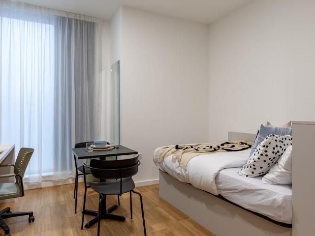 Gold Studio at The Waterways, 1 Pump. Studio to rent £1,010 pcm £233 pw