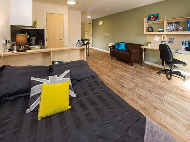 Gold Studio at Optima, 4 Greenclose. Studio to rent £936 pcm £216 pw
