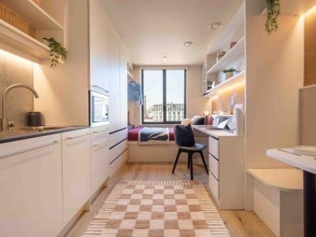 Gold Studio Deluxe at Chandos House 11Th Floor
