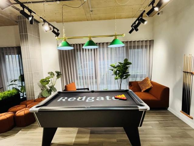 Gold Studio High Floor