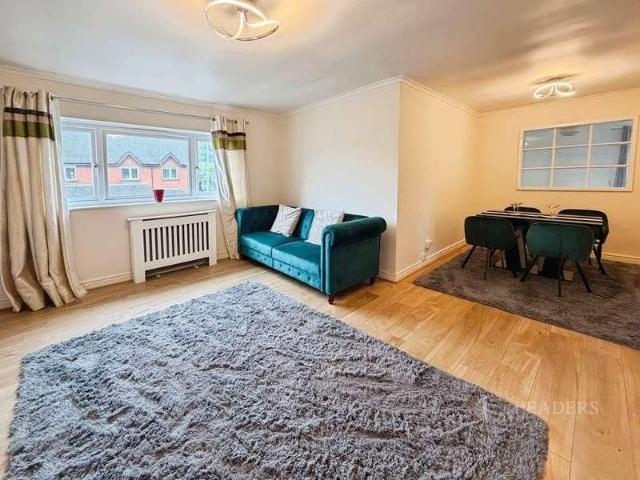 Golden Cross Lane, Catshill, Bromsgrove, Worcestershire, B61