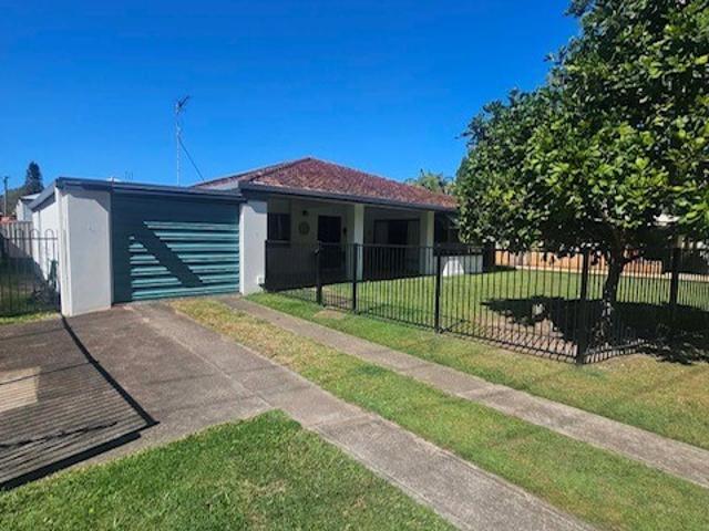 Golden Beach home including granny flat