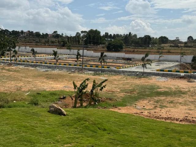 Golden Brundavana Layout,Hosur Road Residential Plot For Sale Bengaluru