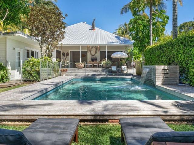 Golden Grid Family Home