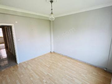 Golden Key Gayrimenkul'den Aydınlıkevler'de Kiralık Daire