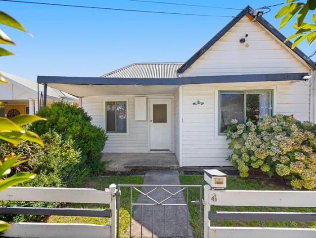 Golden Opportunity in Popular Golden Point