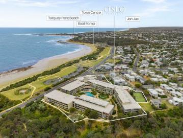Apartment for sale in Torquay, Surf Coast - Balcony