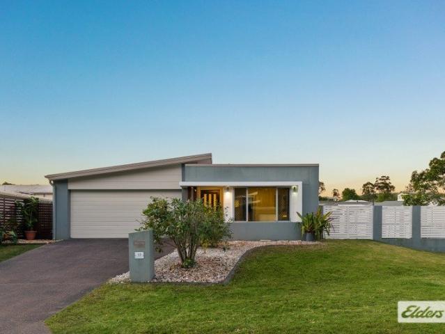 GOLDEN OPPORTUNITY WITH SIDE ACCESS!