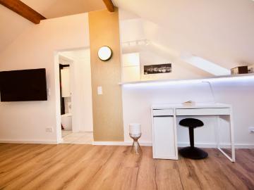 Golden Loft: Gorgeous & fashionable home, Neuss Amsterdam Apartments for Rent