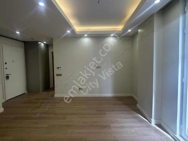 Golden Palace Haliç Te Kiralık Sıfır Eşyalı 1+1 Daire