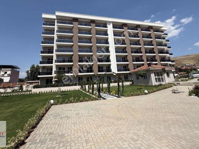 Golden Park Çiğlide Bahçeli Kiralık 1+1 Daire