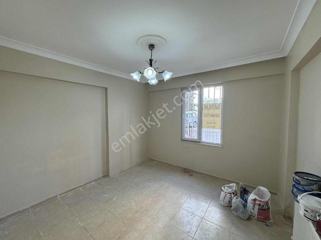 Goldev'den Şenevler'de 2+1 Acil Satılık Giriş Kat Daire