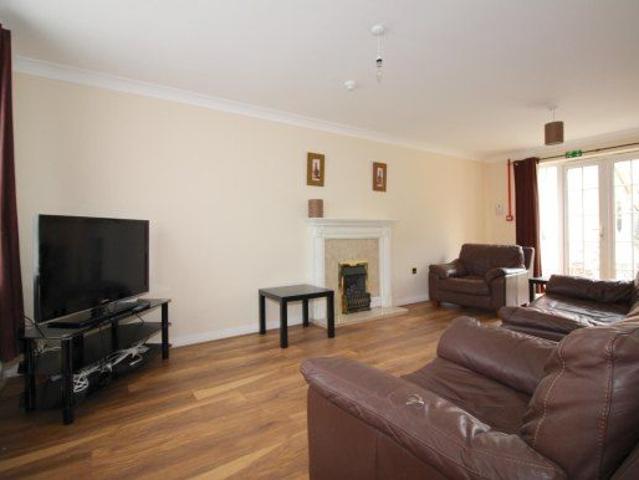 Goldfinch Close, Loughborough, Leicestershire LE11, 6 bed shared accommodation to rent, £542 pppm | PrimeLocation