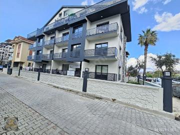 GoldHouse dan Kiralık Daire Denize 100mt Asansörlü Binada 1+1