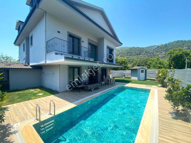 Goldhouse Dan Kiralık İnlice’de 5+1 Müstakil Havuzlu Villa