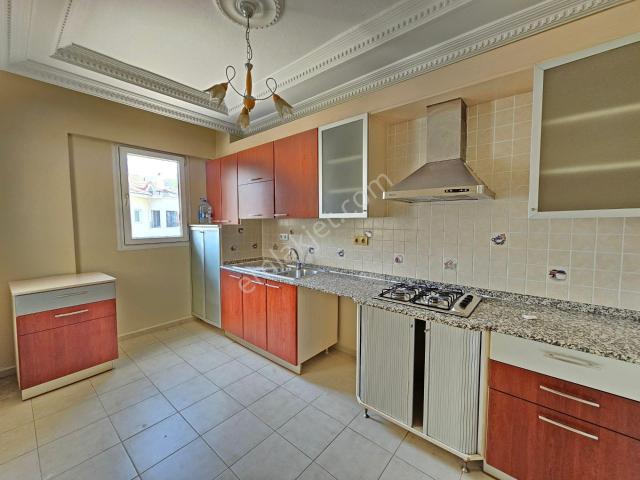 Goldhouse Dan Kiralık Patlangıç Da Geniş Kapalı Mutfaklı Eşyasız 2+1 Daire
