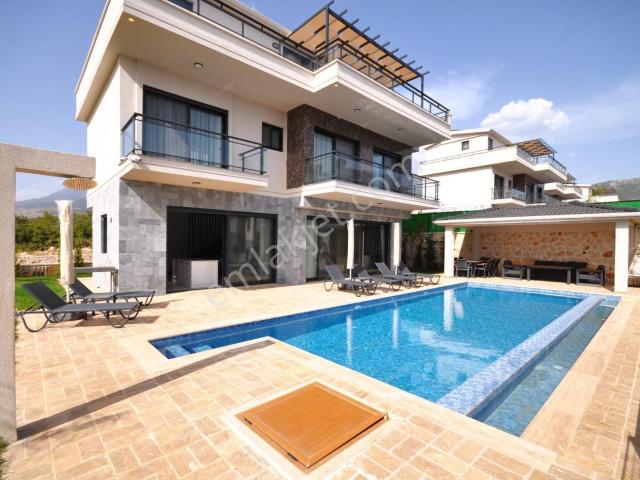 Goldhouse Dan Satılık 4+1 Ultra Lüks Deniz Manzaralı Villa