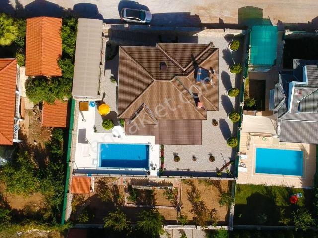 Goldhouse Dan Satılık Orman Manzaralı Geniş Bahçeli Villa 3+1