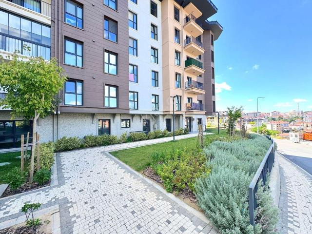Goldhouse Dan Satılık Yeni Çamlıca Konutları 2+1 Bahçe Katı