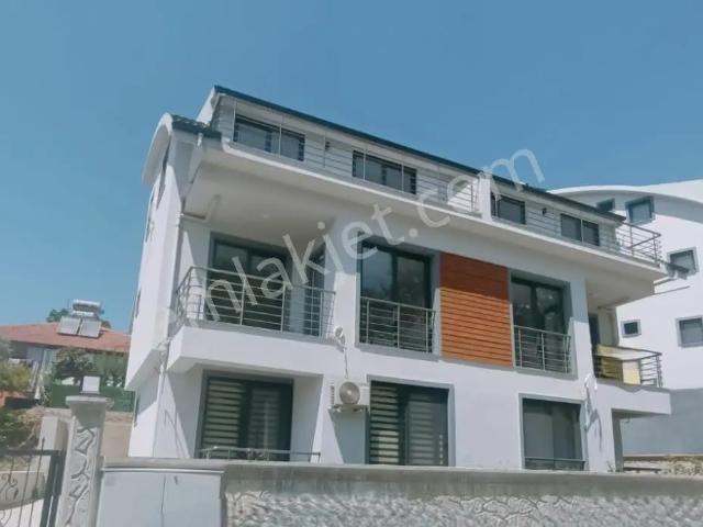 Goldhouse Dan Seydikemerde Satılık 2+1 Ayrı Mutfak Dubleks Daire