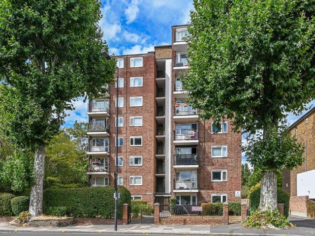 Goldhawk Road, Ravenscourt Park. 2 bed flat to rent £2,600 pcm £600 pw