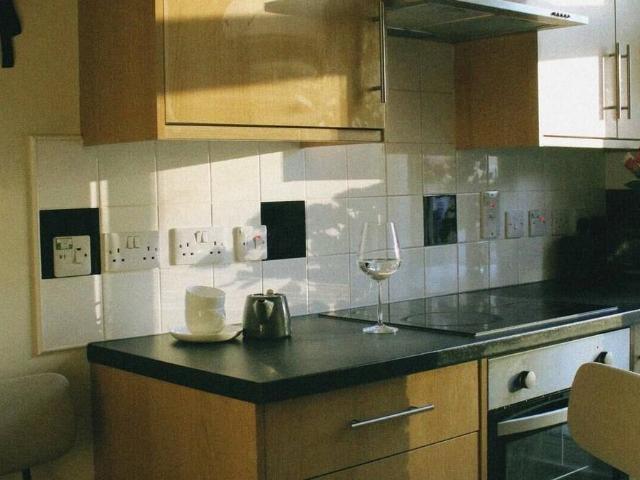 Goldhawk Road | Studio apartment for rent #127830940 | Rentberry