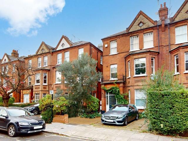 Goldhurst Terrace, London NW6, 2 bed flat to rent, £2,600 pcm | PrimeLocation
