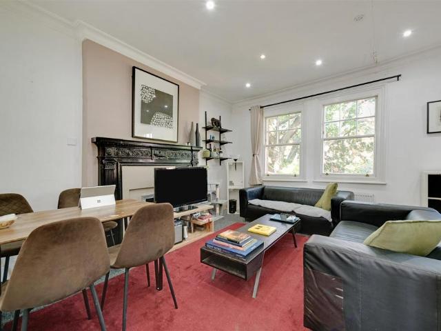 Goldhurst Terrace, South Hampstead. 3 bed flat to rent £3,950 pcm £912 pw