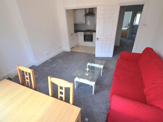 Goldhurst Terrace, South Hampstead, Lodnon NW6, 2 bed flat to rent, £2,250 pcm | PrimeLocation