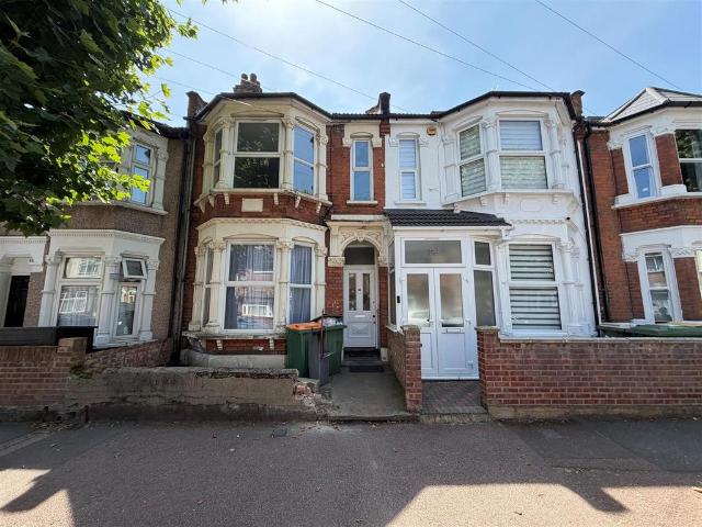 Goldsmith Avenue, London 3 bed house to rent £2,400 pcm £554 pw