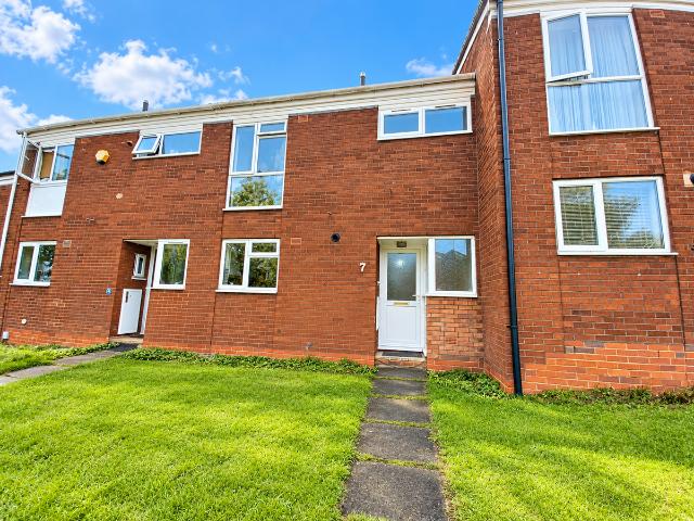 Goldsmith Road, Worcester WR4, 3 bed terraced house to rent, £1,100 pcm | PrimeLocation