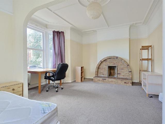 Goldspink Lane, Sandyford, Newcastle Upon Tyne NE2, 6 bed end terrace house to rent, £2,860 pcm | PrimeLocation