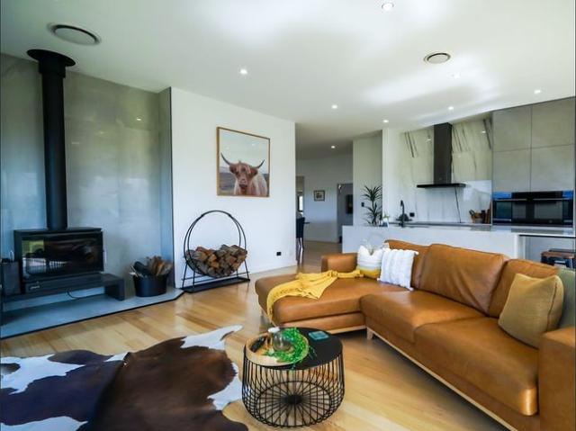 Goldstone – Prestigious Country Living on the City's Doorstep – A designer home with an acreage outlook