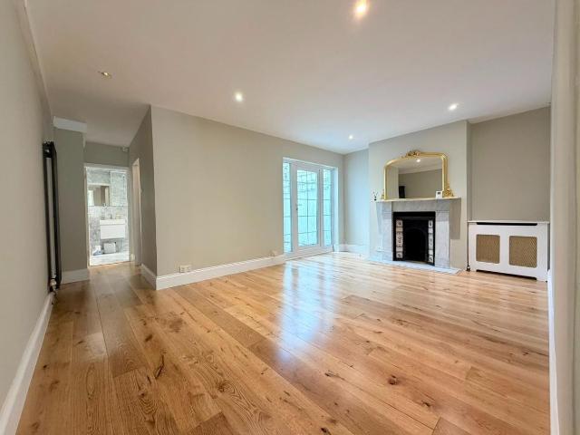 Goldstone Road, Hove BN3, 1 bed flat to rent, £1,400 pcm | PrimeLocation