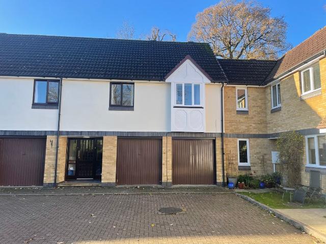 Goldsworth Park, Woking GU21, 1 bed flat to rent, £1,150 pcm | PrimeLocation