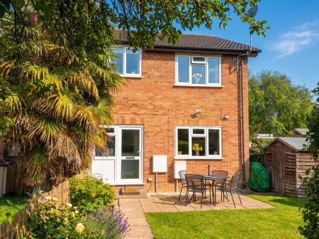 Goldsworth Park, Woking, Surrey GU21, 2 bed end terrace house to rent, £1,450 pcm | PrimeLocation