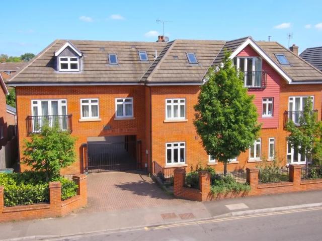 Goldsworth Road, Woking 2 bedrooms Property for lettings Seymours