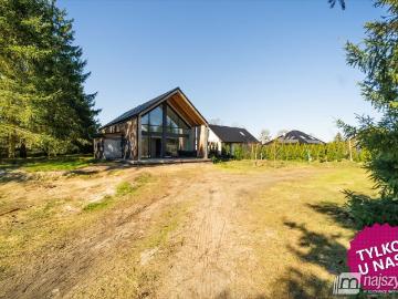 Dom na sprzedaż w Rurzycy – 348 m2, duża działka, garaż