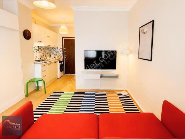 Gölet Civarı Merkezi Konumda Full Eşyalı 1+0 Kiralık Daire