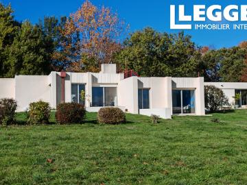 Golf, nature et tranquillité: maison contemporaine 180 m² au cœur du Golf de Fleurance avec piscine
