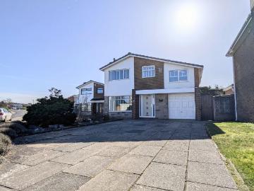 Golf Open 2026 Barford Close. 4 bed property to rent £34,667 pcm £8,000 pw