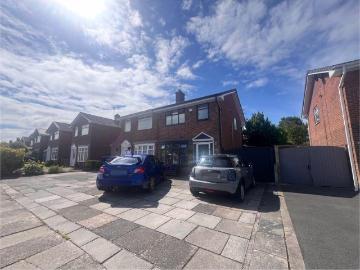 Golf Open 2026 Dodworth Avenue. 2 bed property to rent £19,500 pcm £4,500 pw