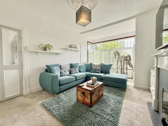 GOLF OPEN 2026 Lord Street. 2 bed apartment to rent £20,583 pcm £4,750 pw